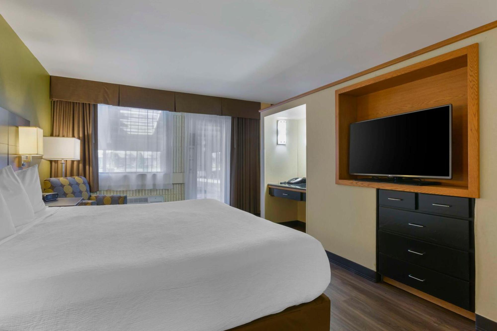 Western Inn 3*