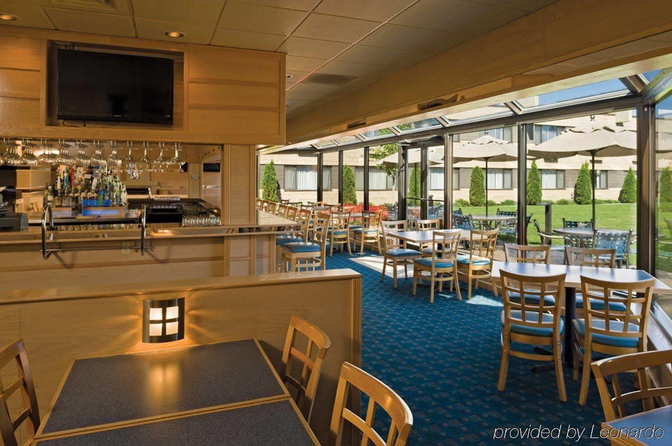 Inn Western